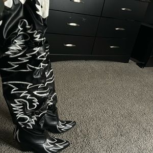 Over the knee zeebra print cowgirl boots very stylish 🦓😍😍